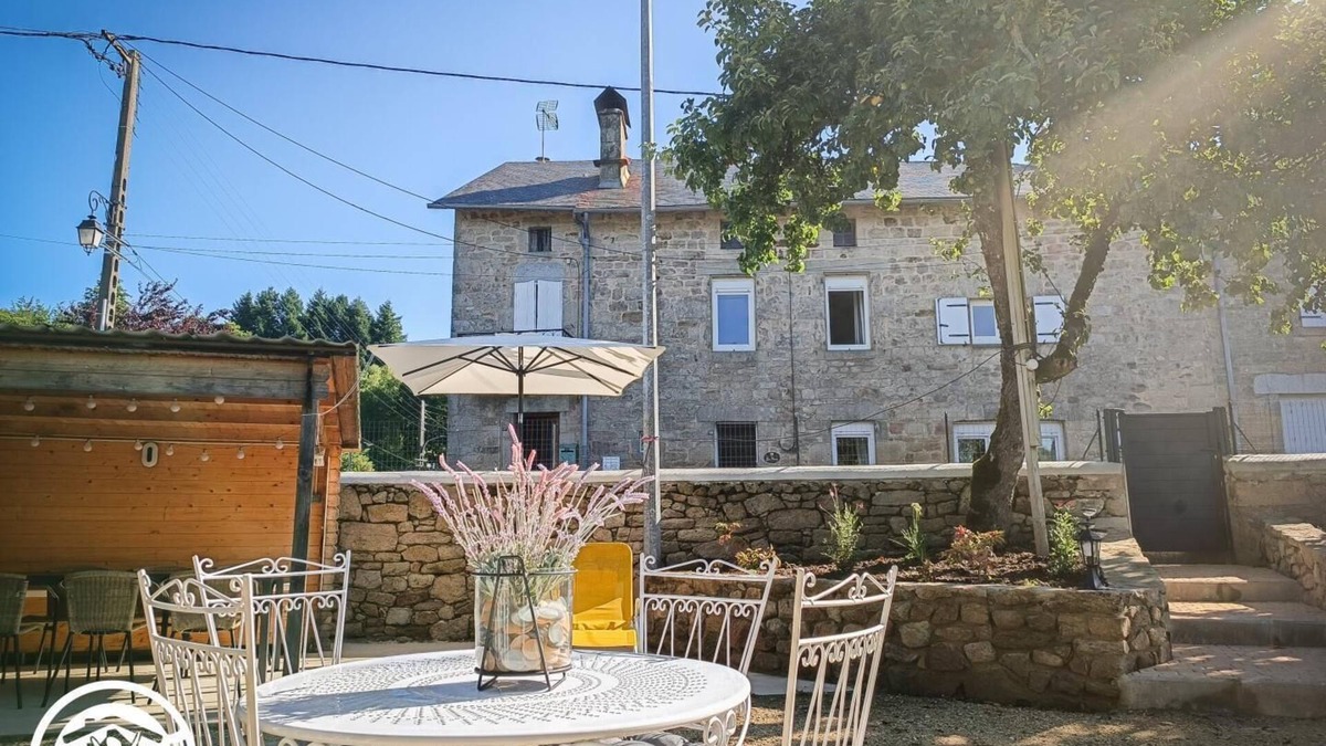 Latronquiere House | La Pèira - LATRONQUIERE