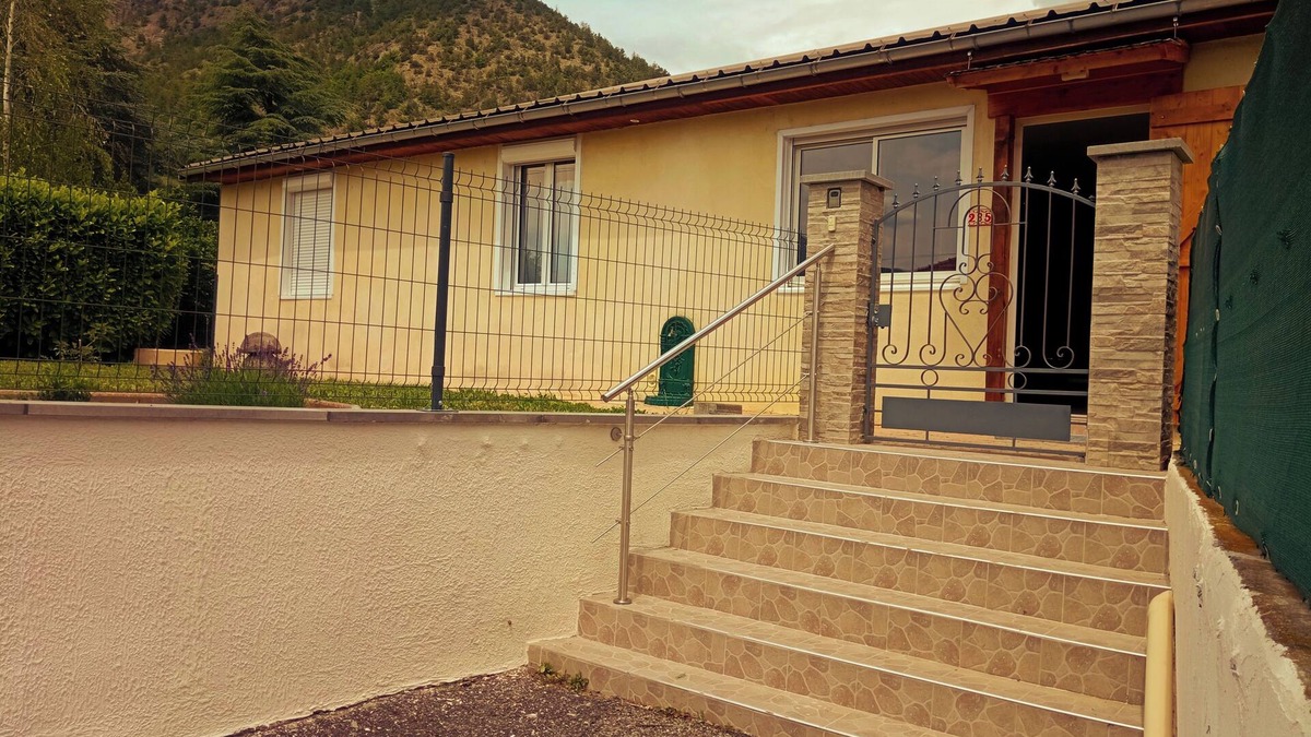 Espinasses House | La P'tite Maison
