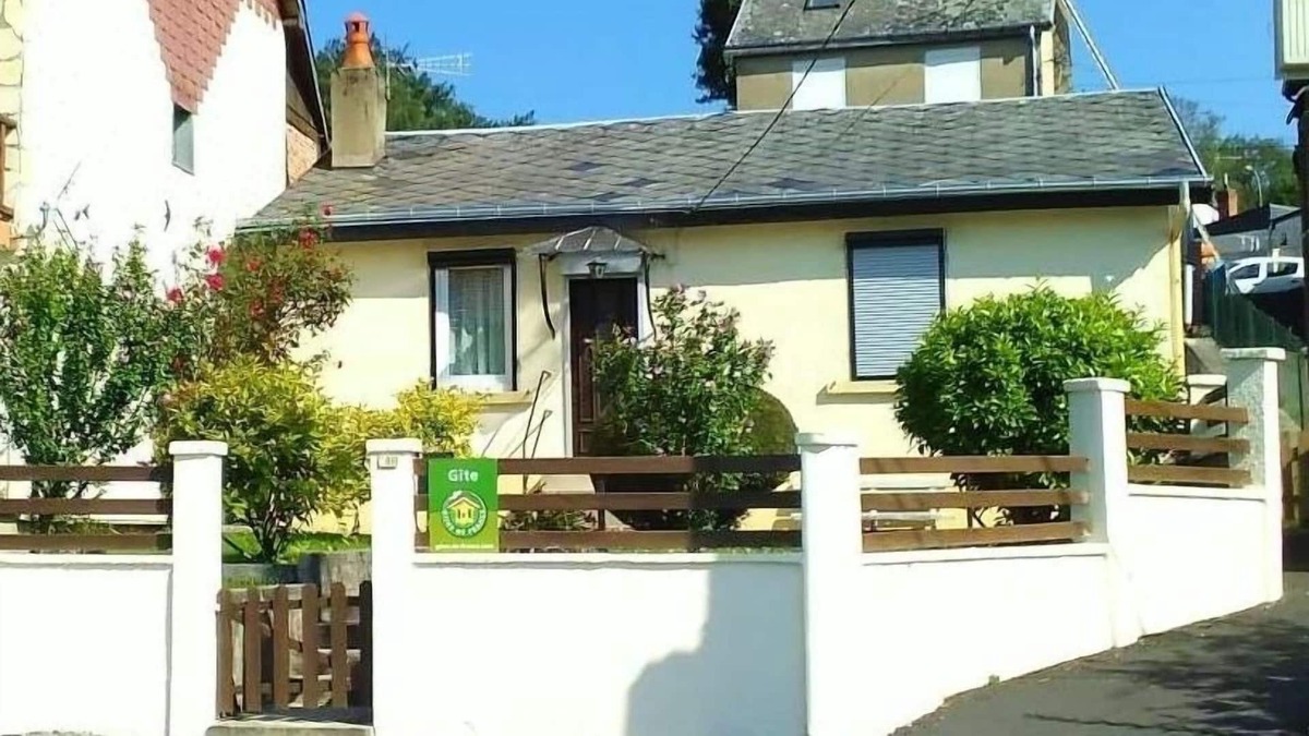 Fumay House | LA P'tite Maison - Fumay