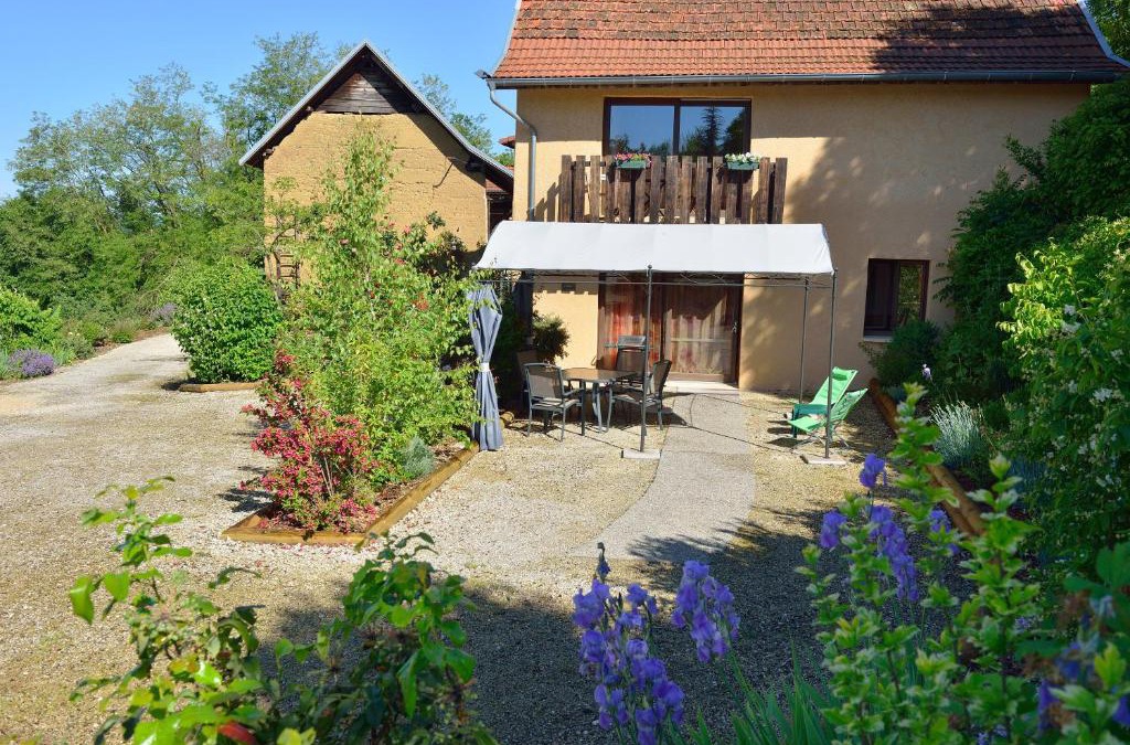 Saint-Genix-sur-Guiers Apartment | La Parenthèse - Gîte de la Sittelle