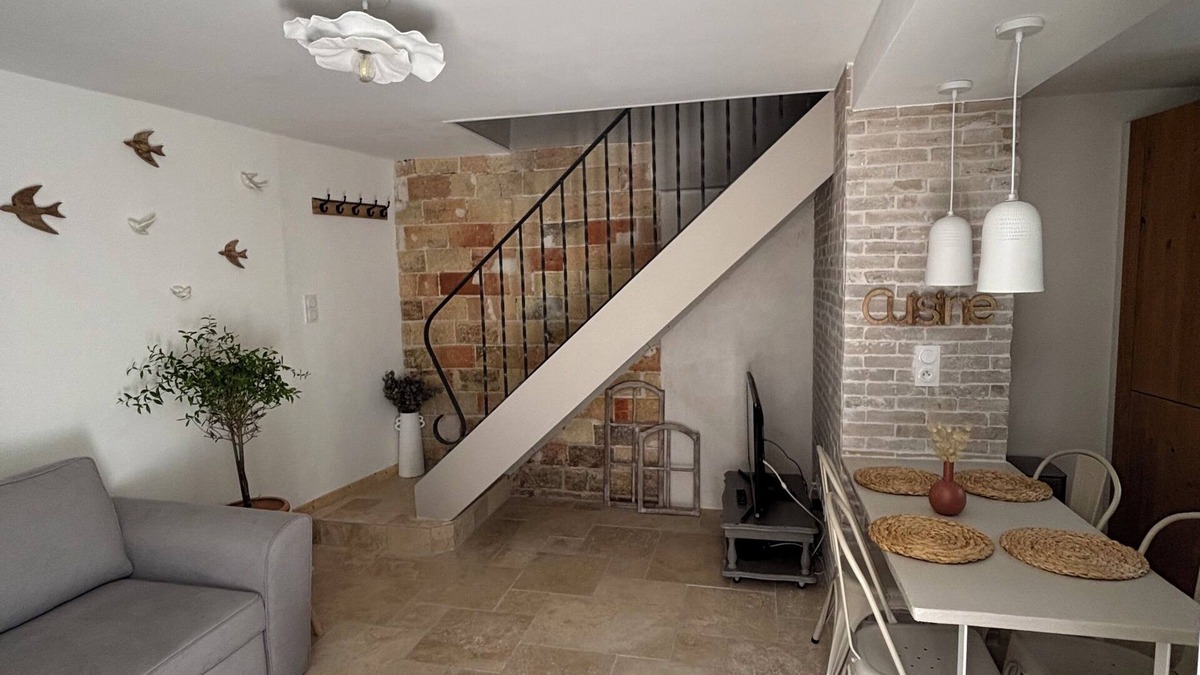 Feucherolles Apartment | "La Parenth'aise Feucherollaise" 50m2 duplex 15 min from Versailles