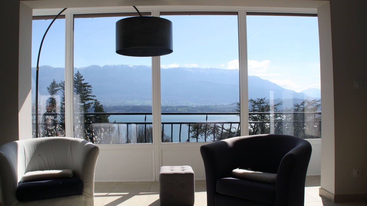 Le Bourget-du-Lac Apartment | "LA PARENTHESE" charming rental lake and mountain view