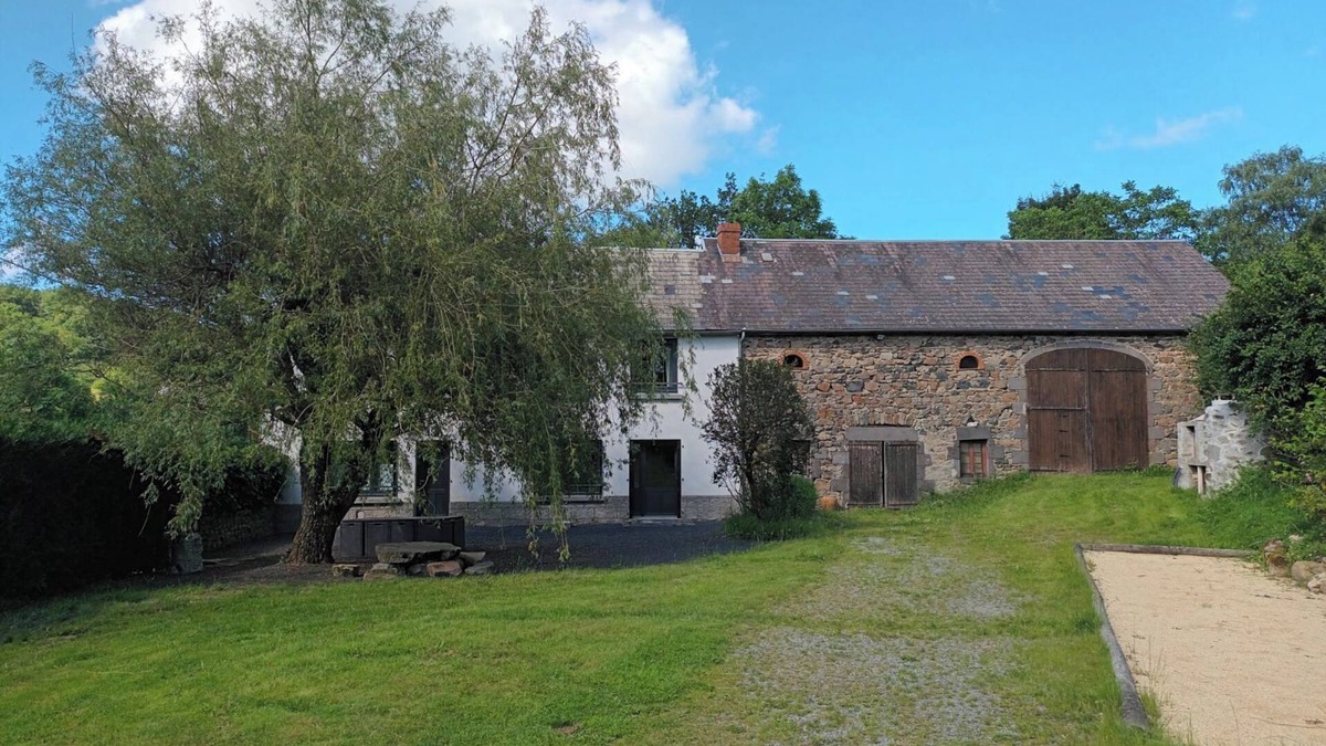 Genouillac House | La Part des Anges - Gîte de Village- Idéal Pour des Vacances à Plusieurs