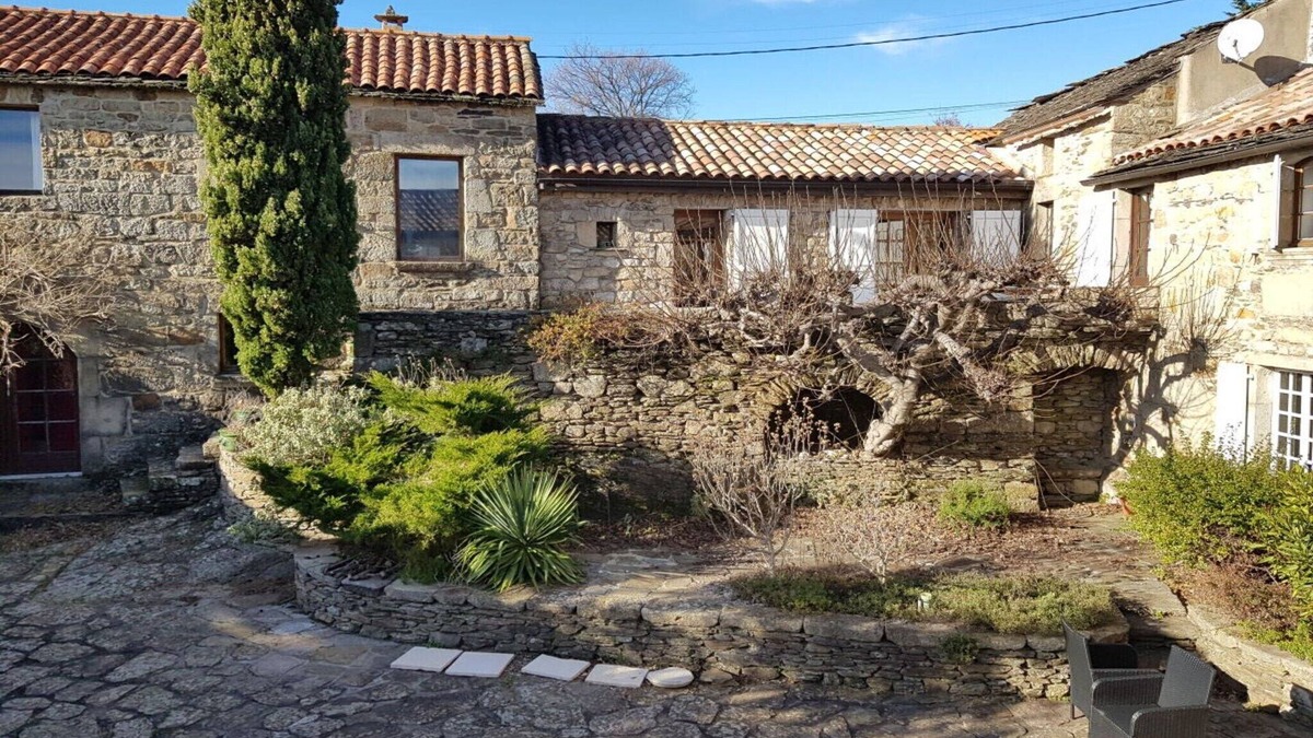 Aujac House | La Patouille vert Comfortable holiday residence