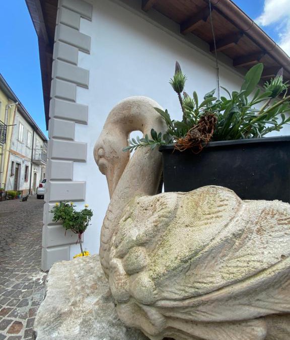 Montefalcone di Val Fortore Apartment | La Perla Del Borgo