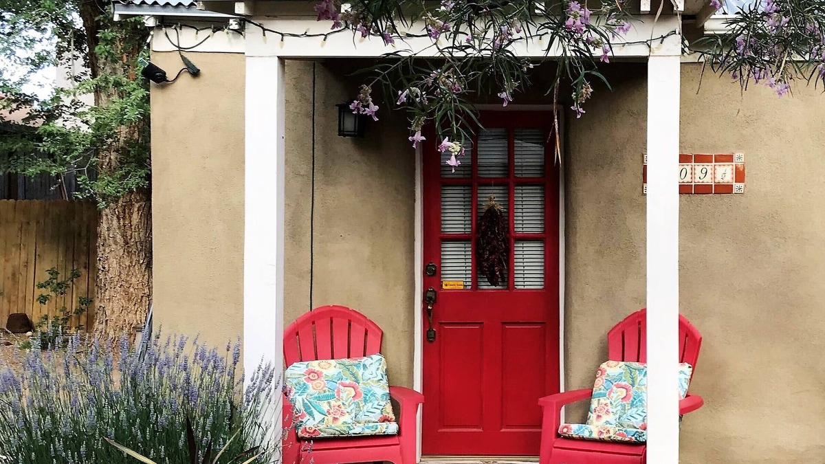 Old Town House | La Perla-Old Town-3 Decades of Hospitality