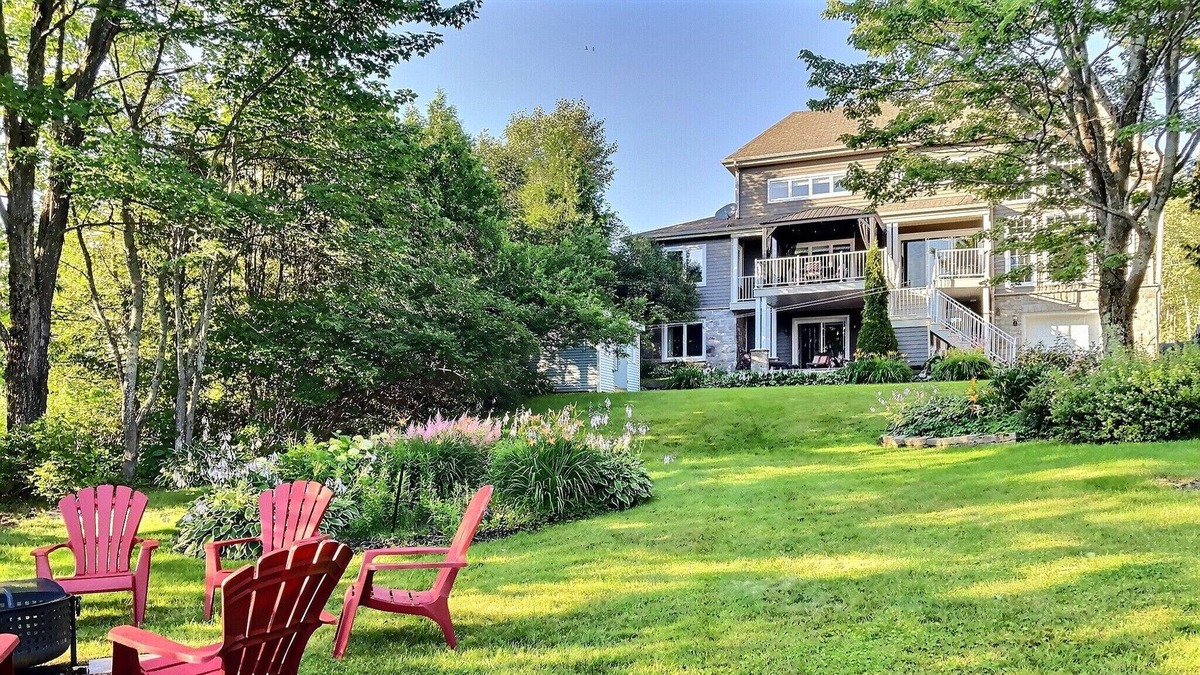 Lac-Etchemin House | La Perle du lac - in the middle of magnificent Lac-Etchemin