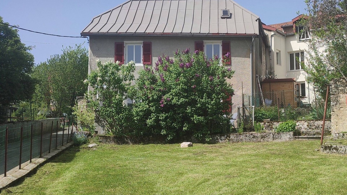 Avignon-les-Saint-Claude House | La Petite Maison