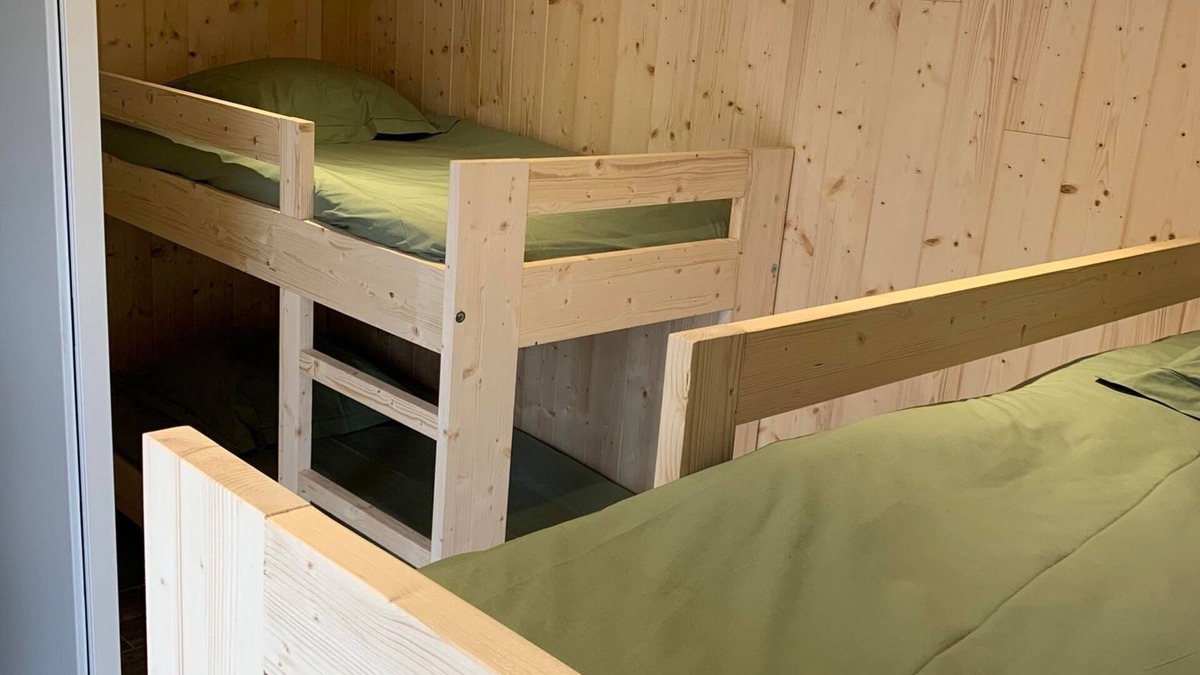 Saint-Affrique Cabin | La Petite Auberge Insolite, une Aventure Insolite Dans D'anciens box à Chevaux