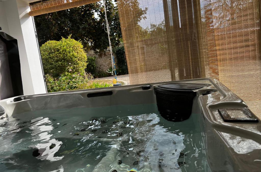 Braine Apartment | La petite Brainoise - Gîte avec salle jacuzzi 120 jets