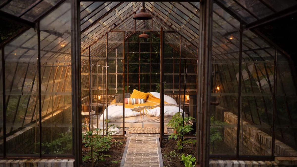 Lawijn Cabin | La Petite Foret | Antique Greenhouse in Brussels' Countryside