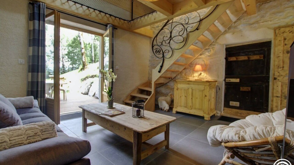 Saint-Germain-de-Joux House | La Petite Maison de Marnod