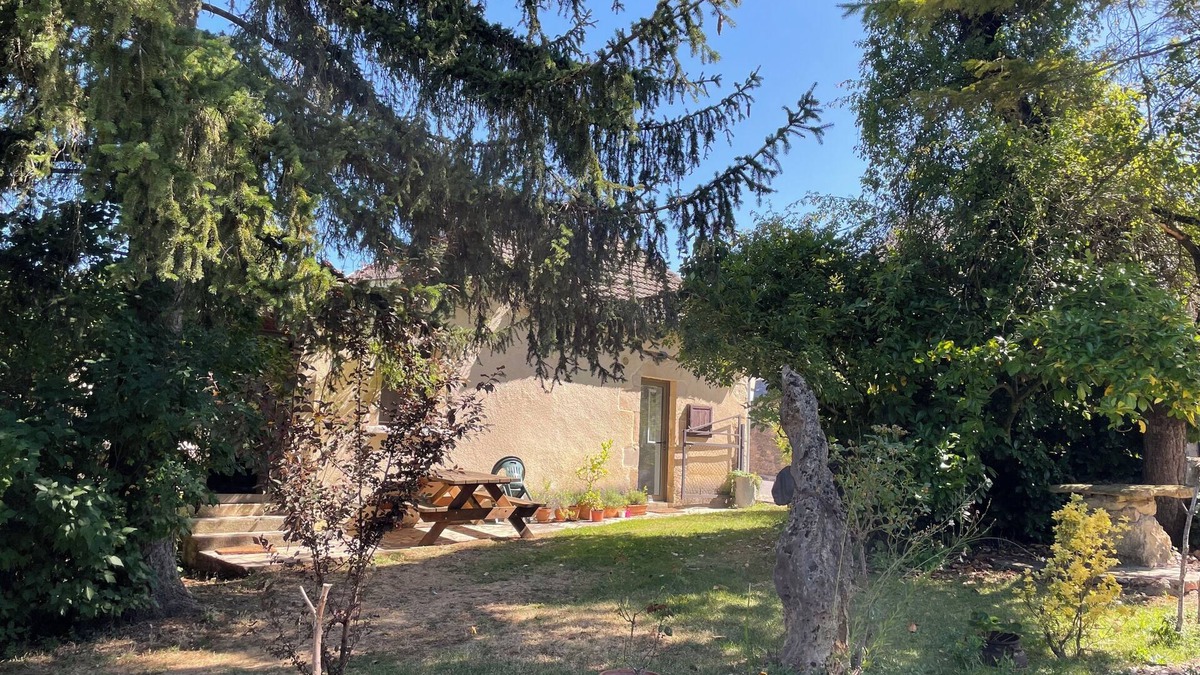 Bournazel House | La Petite Maison Dans le Jardin