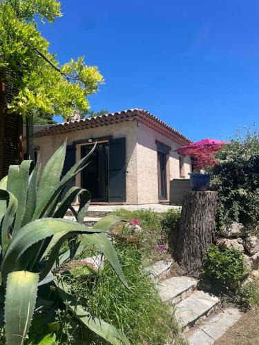 Saint-Jeannet Apartment | La Petite Maison des Baous