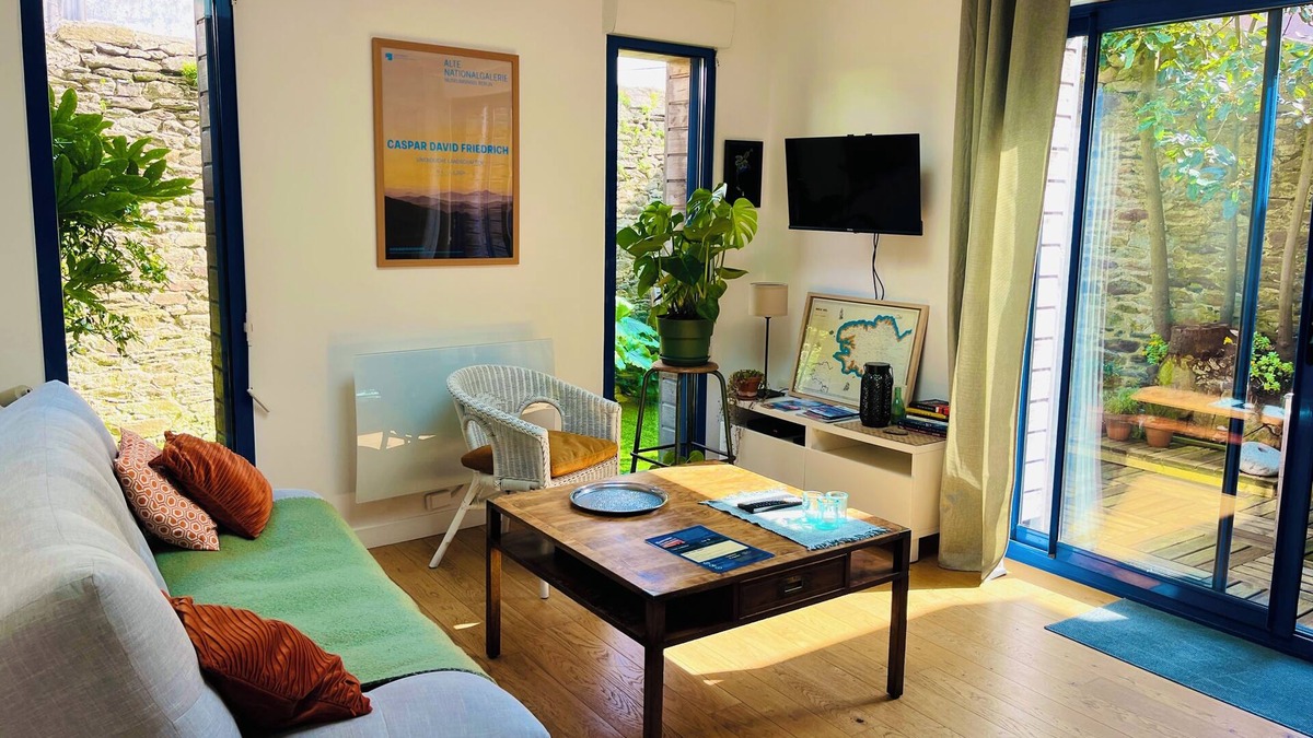 Rive Droite House | La petite maison de Recouvrance *
