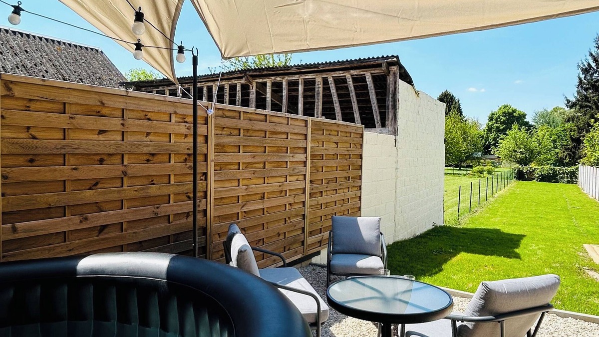 Loeuilly House | La Petite Maison