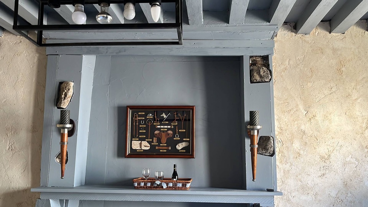 Issy-l'Eveque Bed & Breakfast | La Petite Maison d Issy
