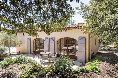 Cucuron House | La Petite Maison Maurice