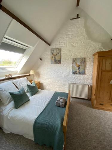 (le) Mesnil Hue House | La Petite Maison - No 4 La Relierie