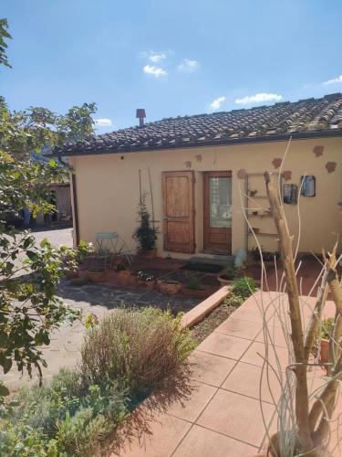 Calenzano House | La petite suite