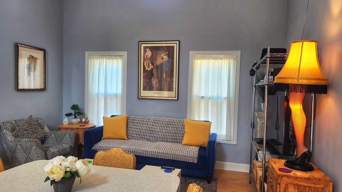 Little Italy Apartment | La piccola Italia di Cleveland #2 *Family Run*