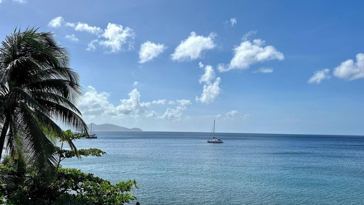 Schoelcher Apartment | La Plage Martinique - 2BR Appartement on the Beach
