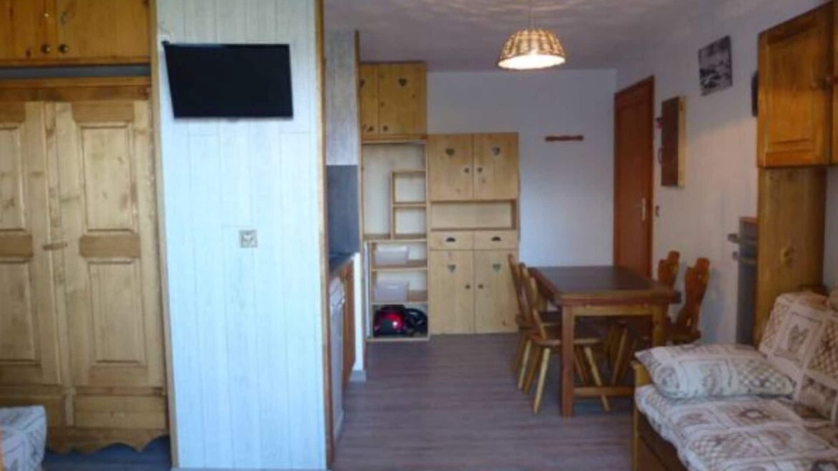 Montalbert Apartment | La Plagne-Montalbert, 4 pers studio, resort center, ski-in ski out