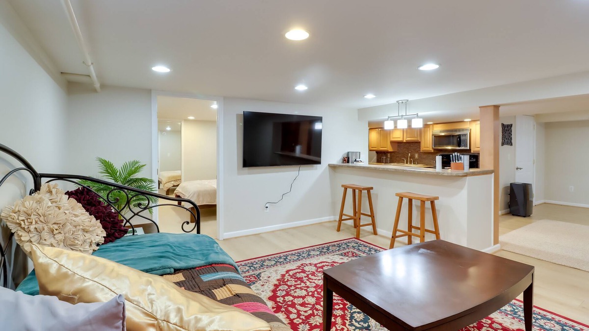 La Plata Apartment | La Plata Apartment: Walk to Shops & Restaurants!