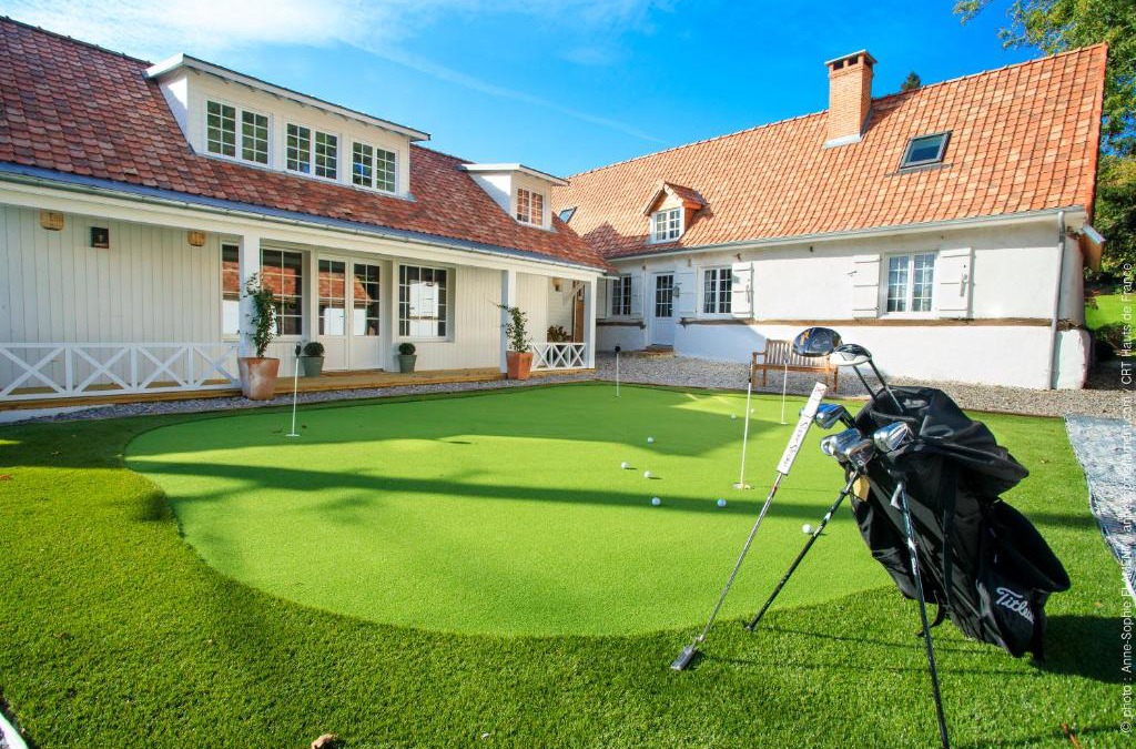 Aix-en-Issart House | La Plonploniere