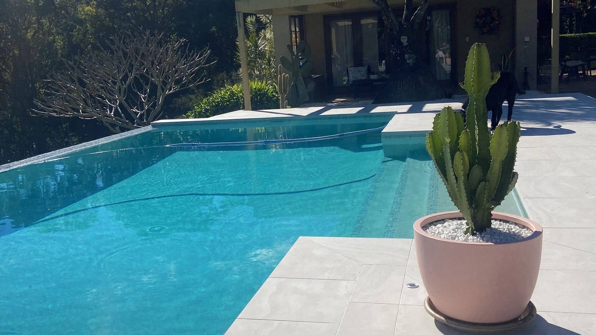 Terranora Cottage | La Provence Cottage near Coolangatta and Byron Bay