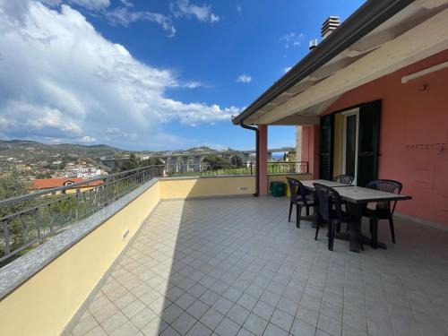 Poggi Apartment | La Quercia casa vacanza Imperia