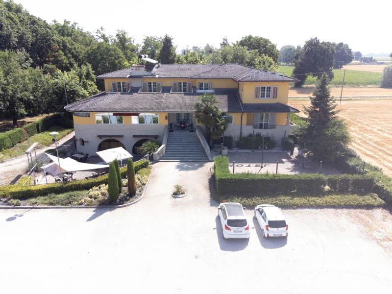 San Giovanni in Croce Hotel | La Quercia Hotel con Ristorante