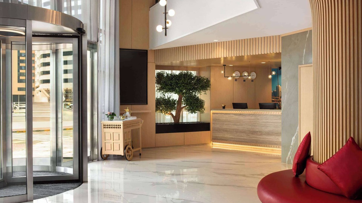 Abu Dhabi City Center Hotel | La Quinta by Wyndham Abu Dhabi Al Wahda