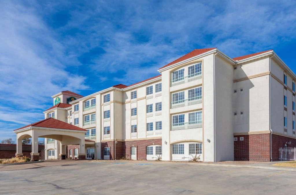 Dodge City Hotel | La Quinta by Wyndham Dodge City
