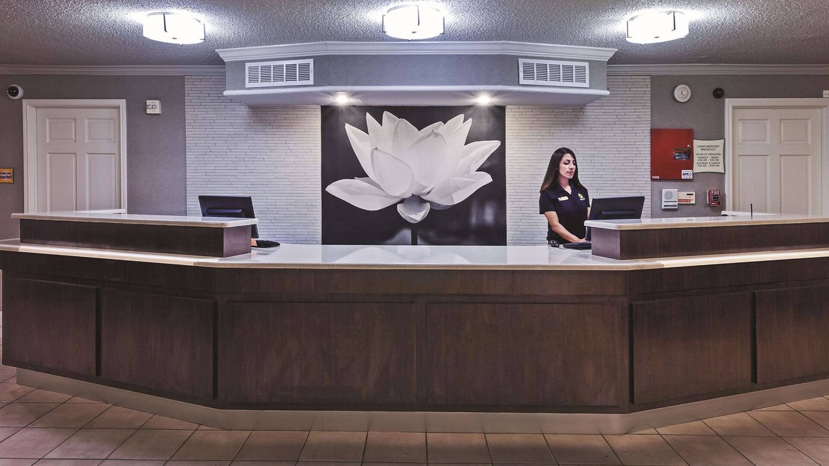 San Angelo Hotel | La Quinta Inn by Wyndham and Conference Center San Angelo