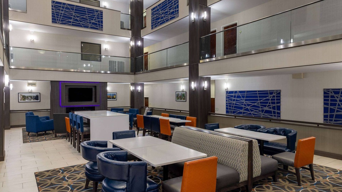 Covington Hotel | La Quinta Inn & Suites by Wyndham Covington