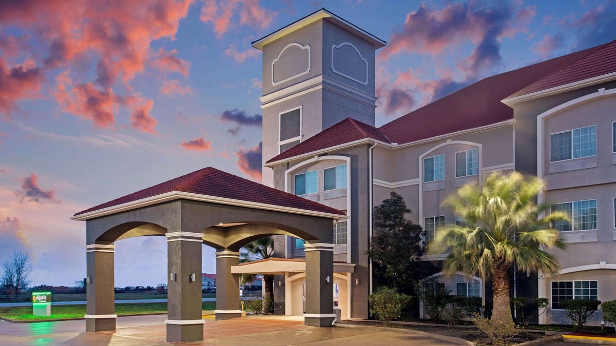 Fairfield Hotel | La Quinta Inn & Suites by Wyndham Fairfield TX