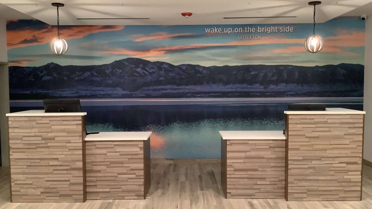 Littleton Hotel | La Quinta Inn & Suites by Wyndham Littleton/Red Rocks