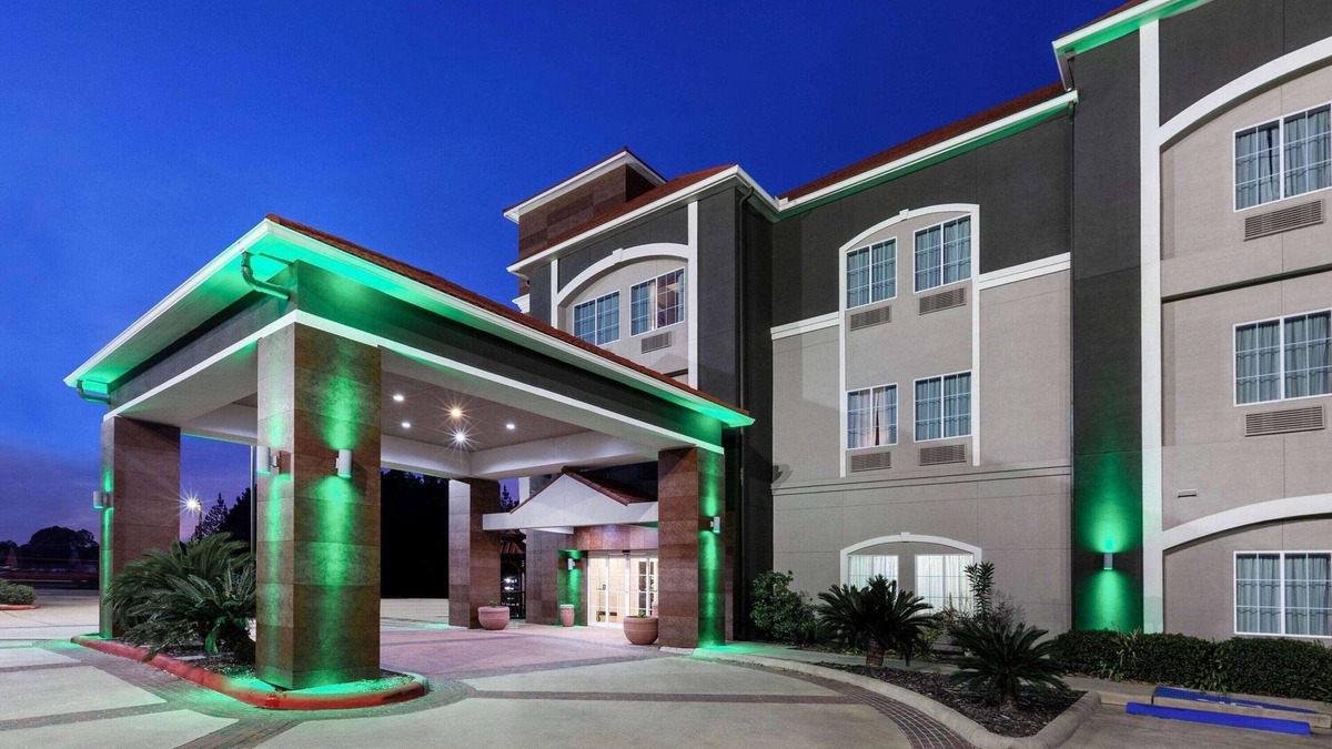 Lumberton Hotel | La Quinta Inn & Suites by Wyndham Lumberton