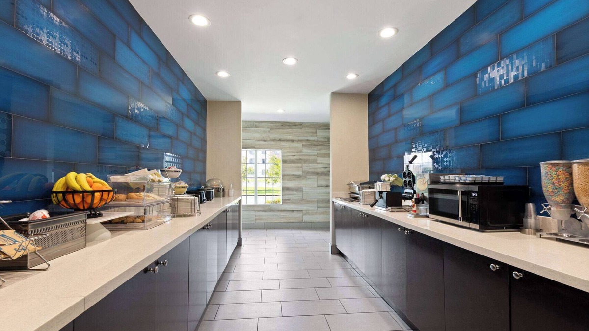 Cullman Hotel | La Quinta Inn & Suites by Wyndham Cullman