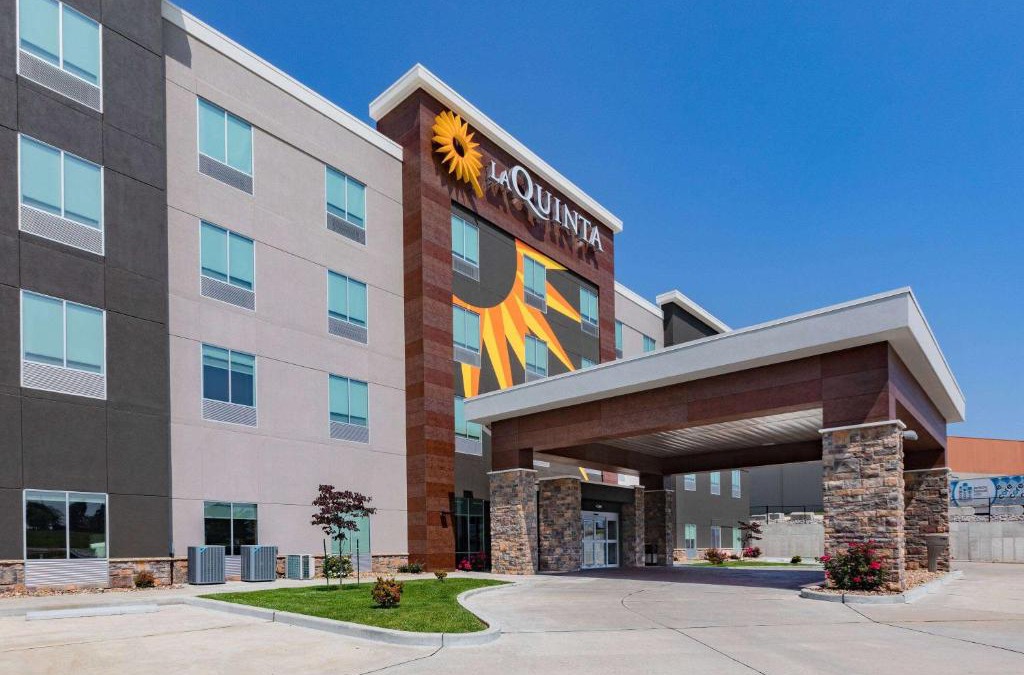 Jackson Hotel | La Quinta Inn & Suites by Wyndham Jackson-Cape Girardeau