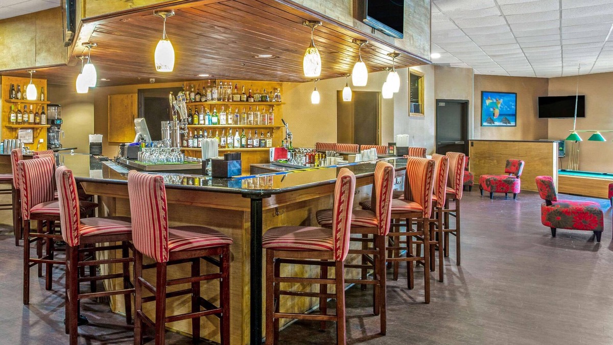 Salisbury Hotel | La Quinta Inn & Suites by Wyndham Salisbury