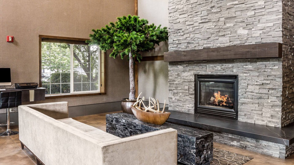 Harlow Hotel | La Quinta Inn & Suites by Wyndham Eugene