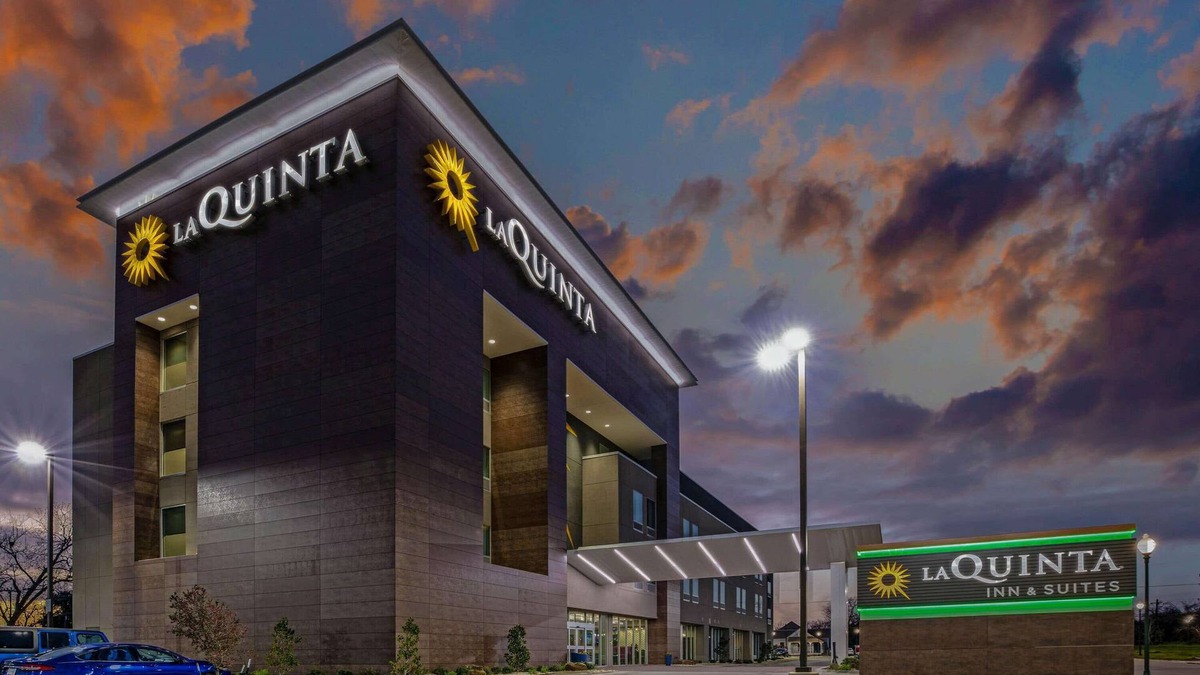 Brazos Hotel | La Quinta Inn & Suites by Wyndham Waco Downtown - Baylor