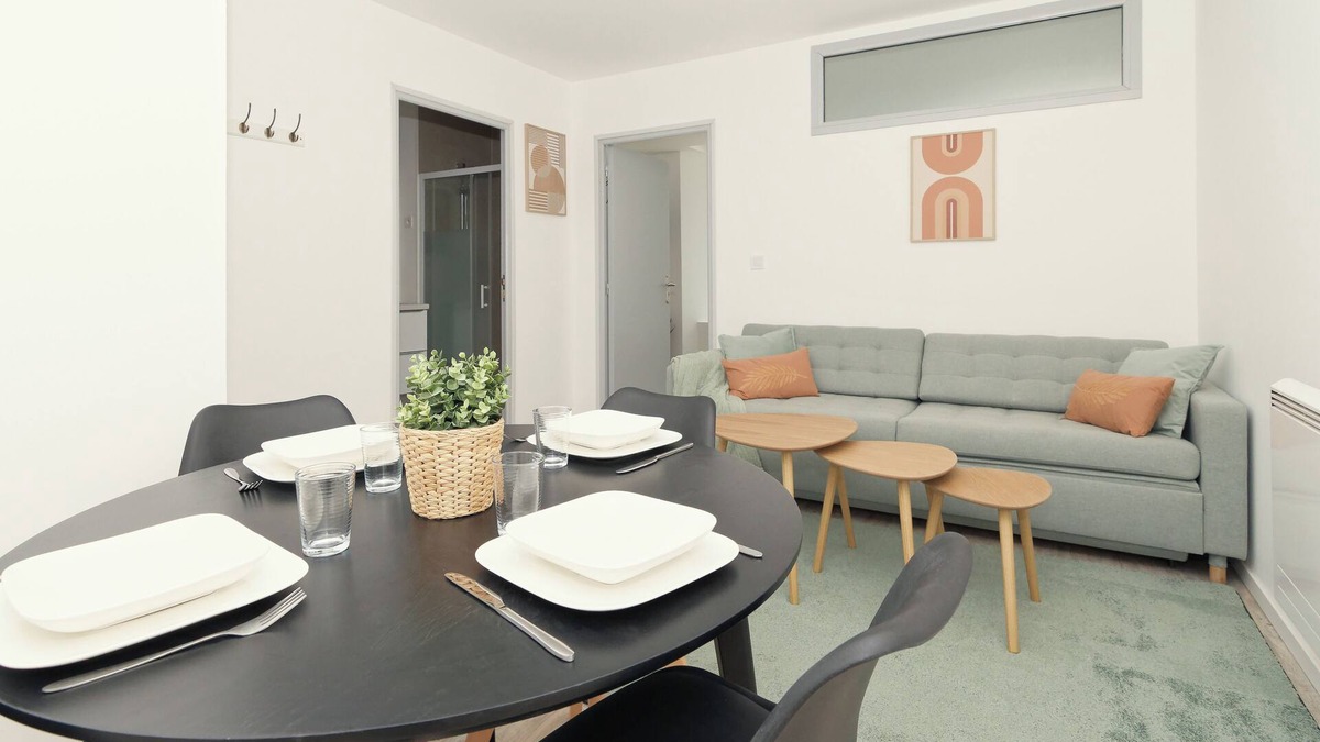 Saint-Andre-les-Vergers Apartment | La Résidence Jeanne D'arc, Troyes
