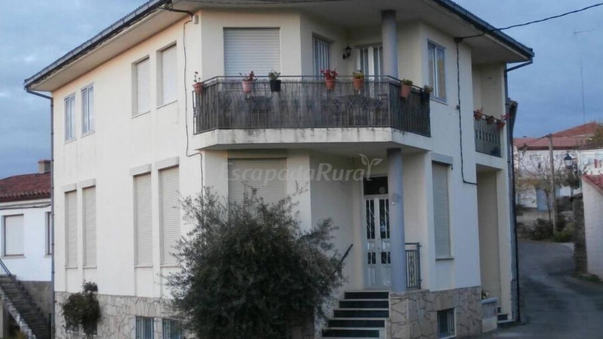 Villadepera House | * La Rambla rural accommodation *