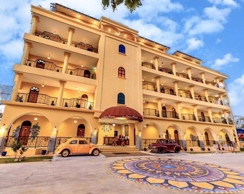 Pak Chong Hotel | La Reina Maroc Hotel ปากช่อง เขาใหญ่