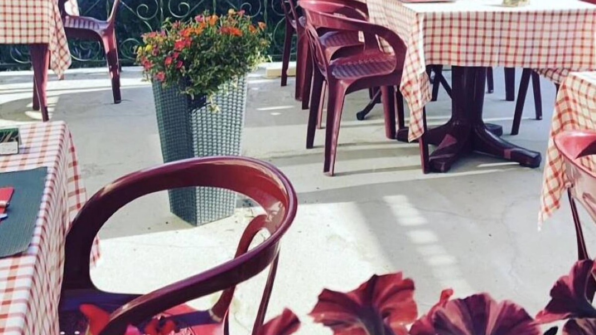 Saint-Cirgues-en-Montagne Hotel | La renaissance