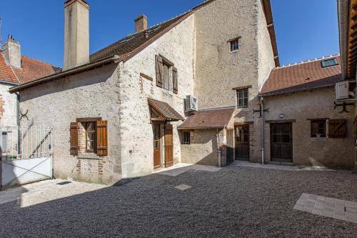 Saint-Dye-sur-Loire Apartment | La Renaissance