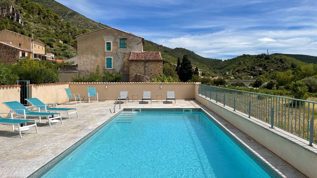 Roquebrun House | 'La Rêve' Spacious & stylish holiday house in Roquebrun